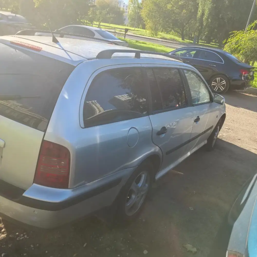Skoda Octavia — фото 4 из 6