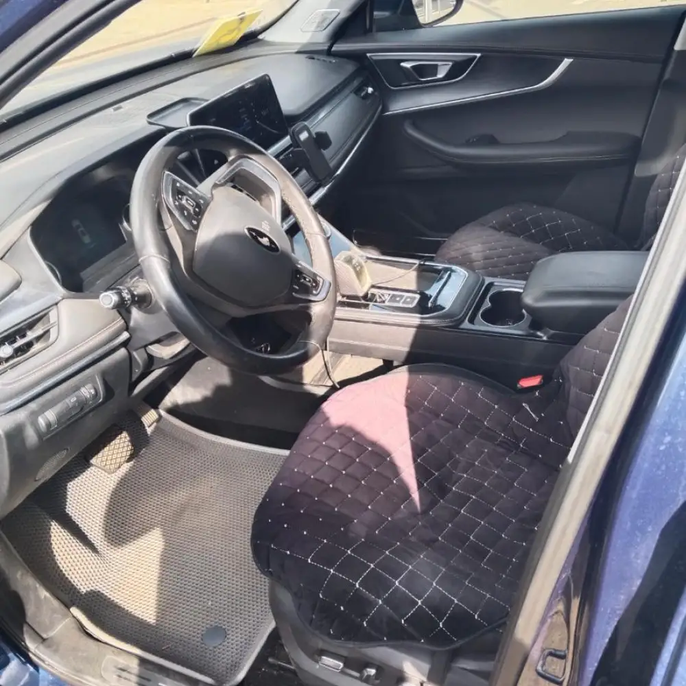 Chery Tiggo 8 — фото 2 из 3