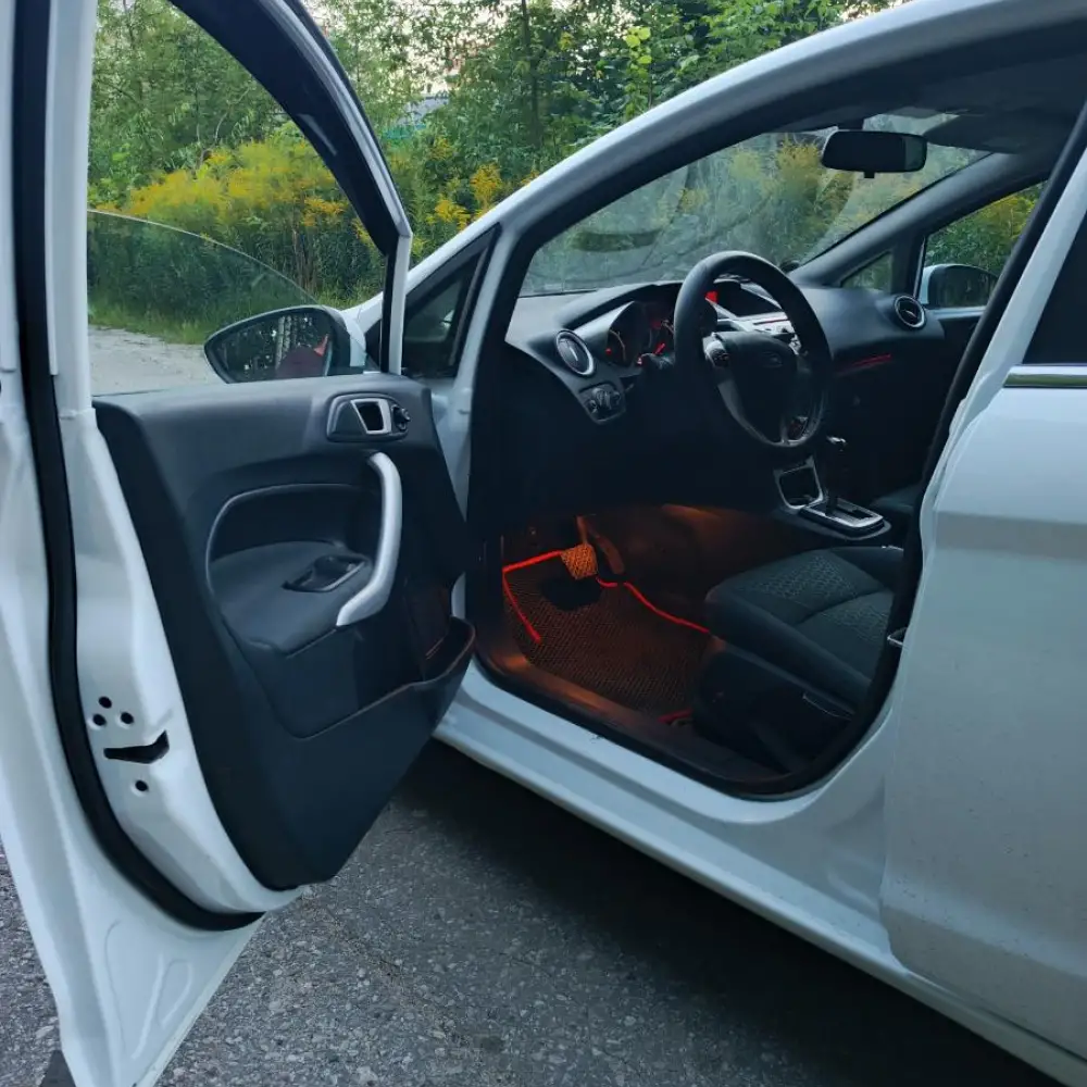 Ford Fiesta — фото 1 из 6