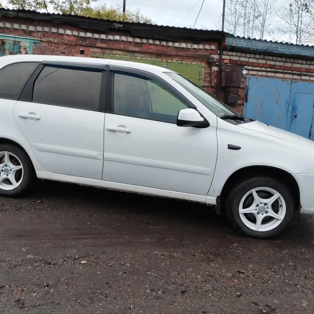 Lada Kalina — фото 2 из 6