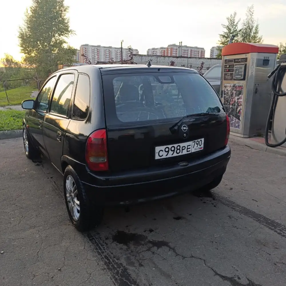 Opel Corsa — фото 2 из 6