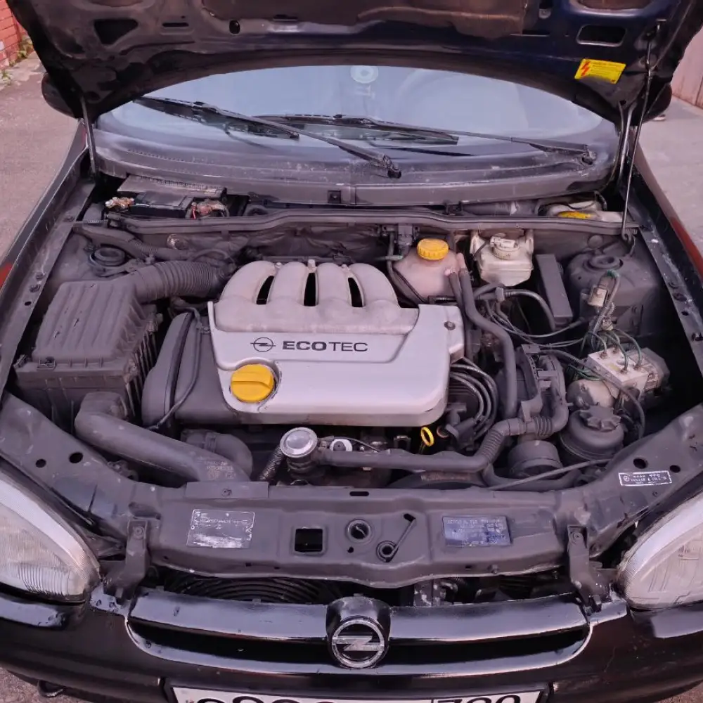 Opel Corsa — фото 3 из 6