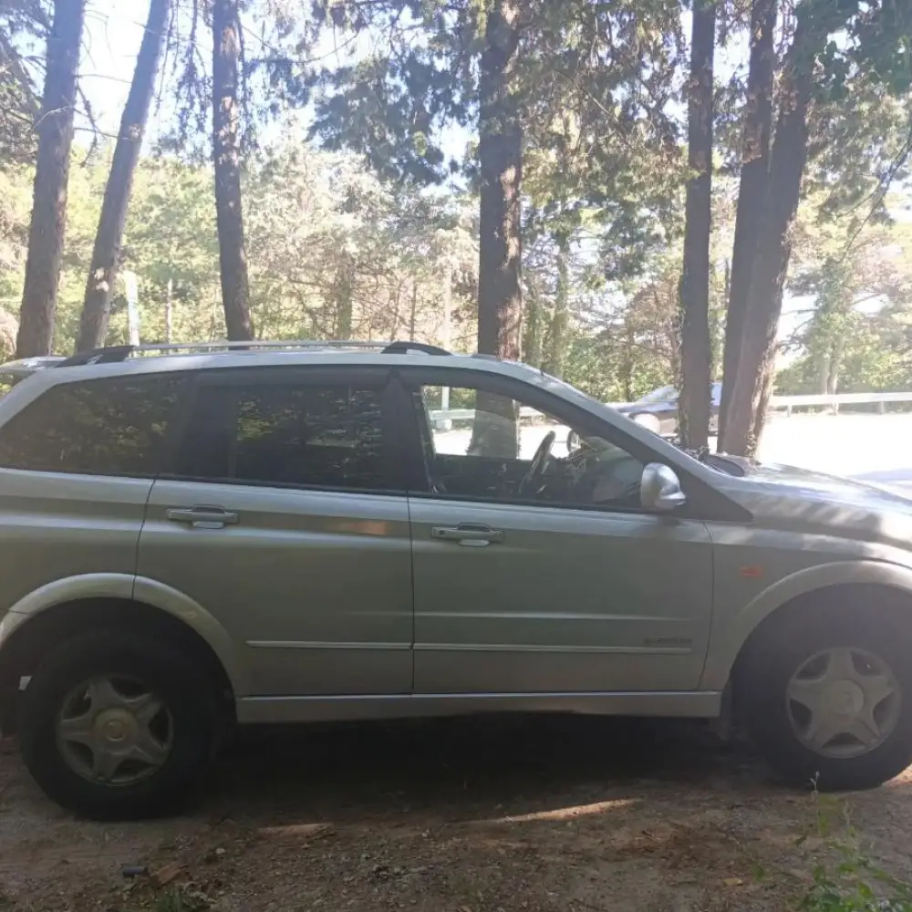 SsangYong Kyron — фото 4 из 6