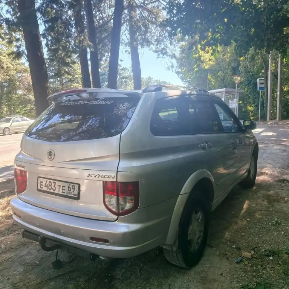 SsangYong Kyron — фото 6 из 6