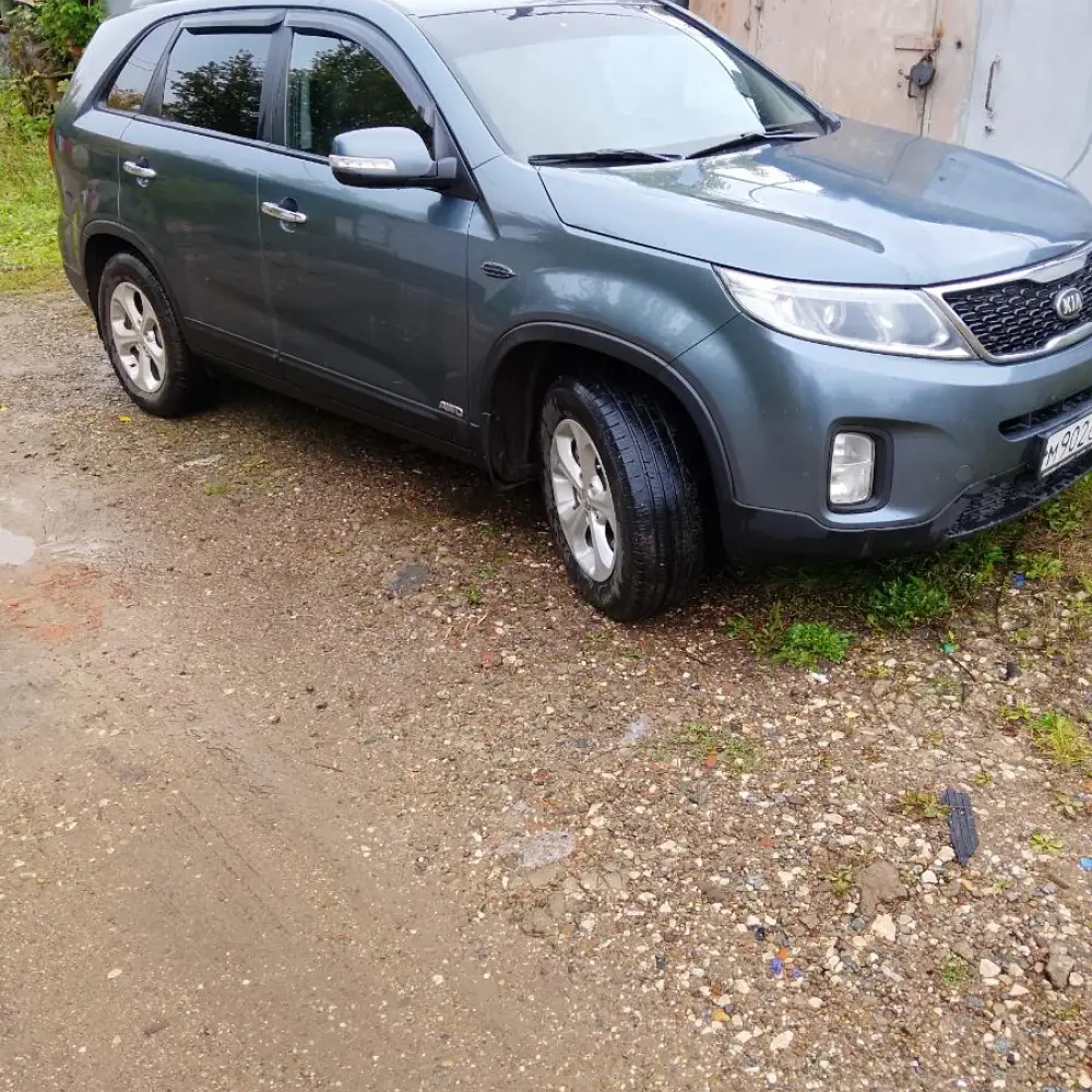 Kia Sorento — фото 3 из 6