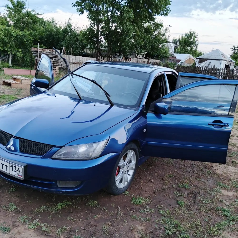 Mitsubishi Lancer — фото 1 из 6