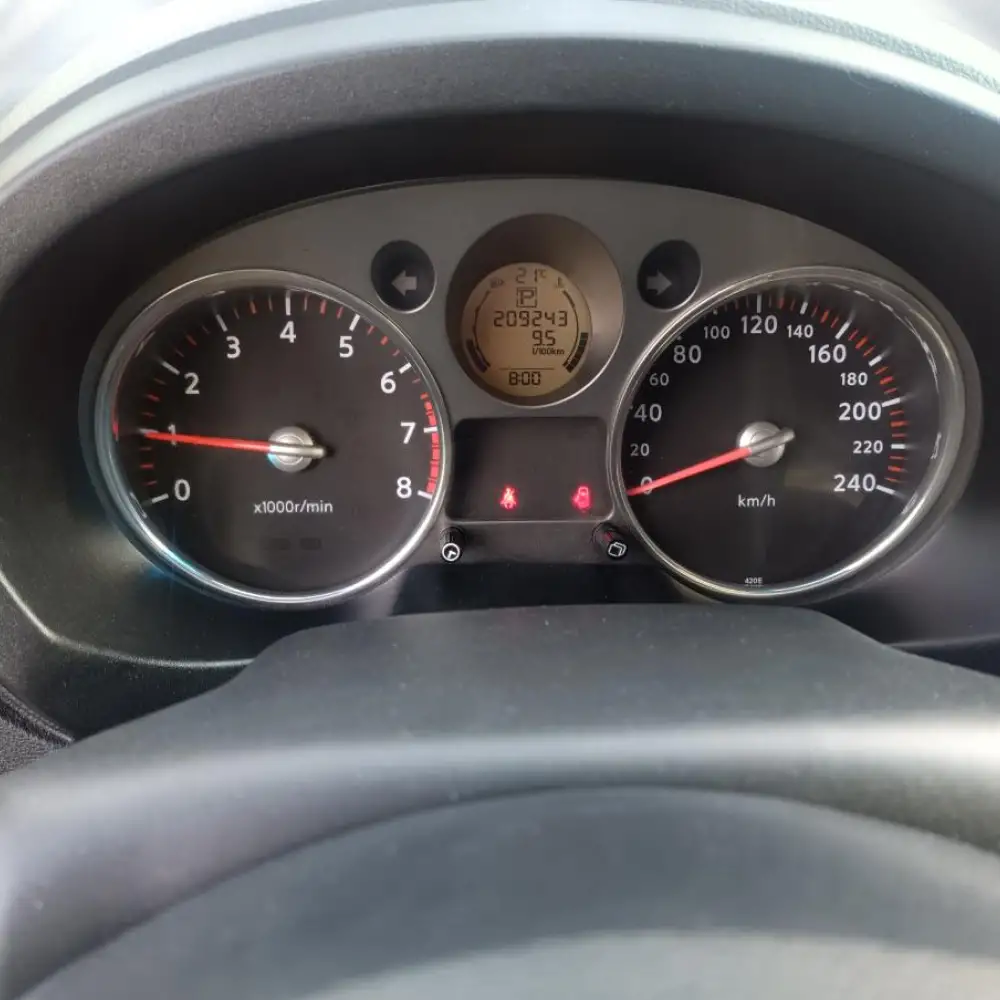 Nissan X-Trail — фото 4 из 6