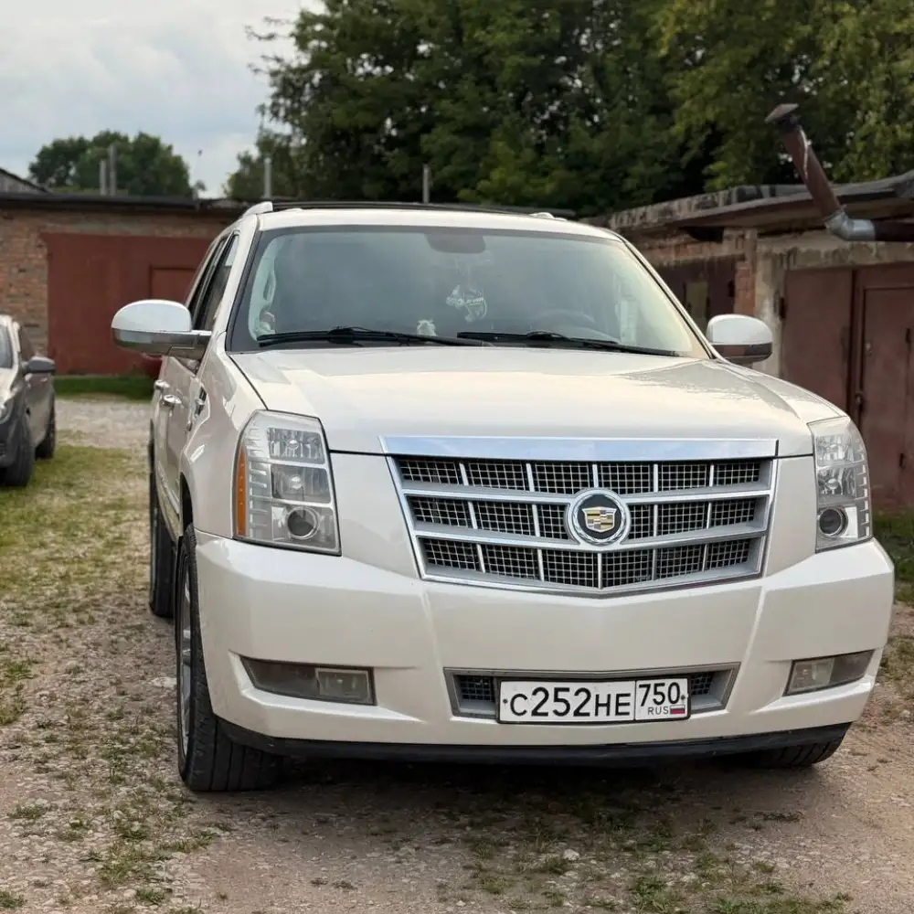 Cadillac Escalade — фото 3 из 6