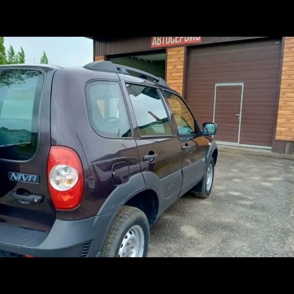 Chevrolet Niva — фото 3 из 6