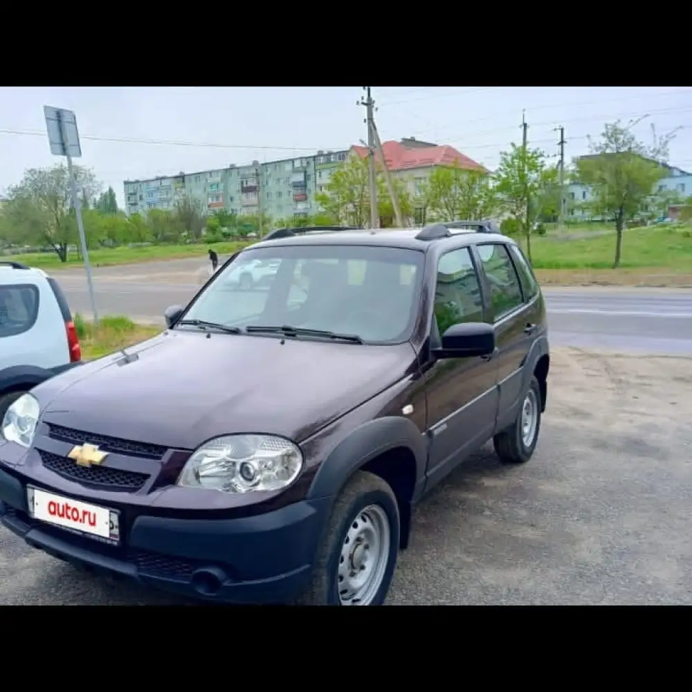 Chevrolet Niva — фото 6 из 6