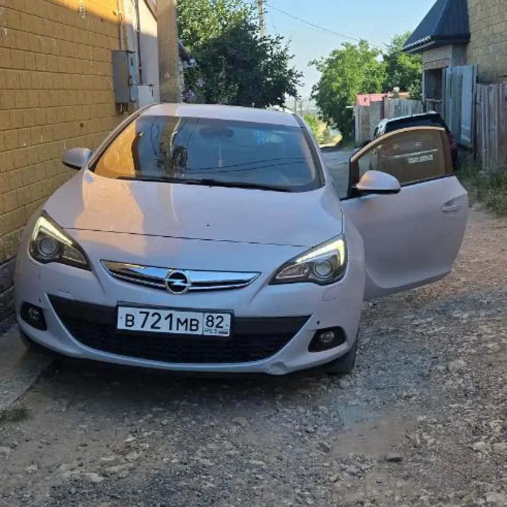 Opel Astra — фото 3 из 5