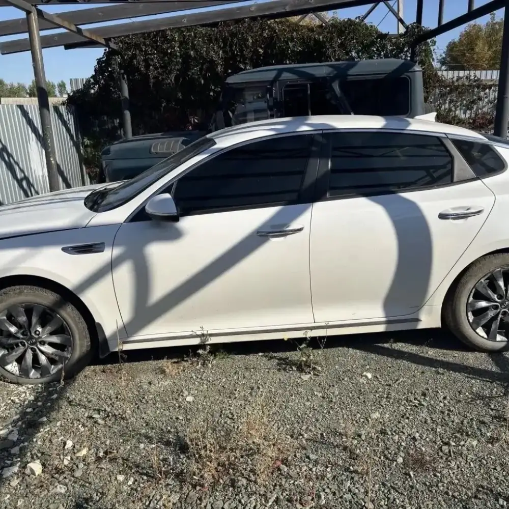 Kia Optima — фото 2 из 2