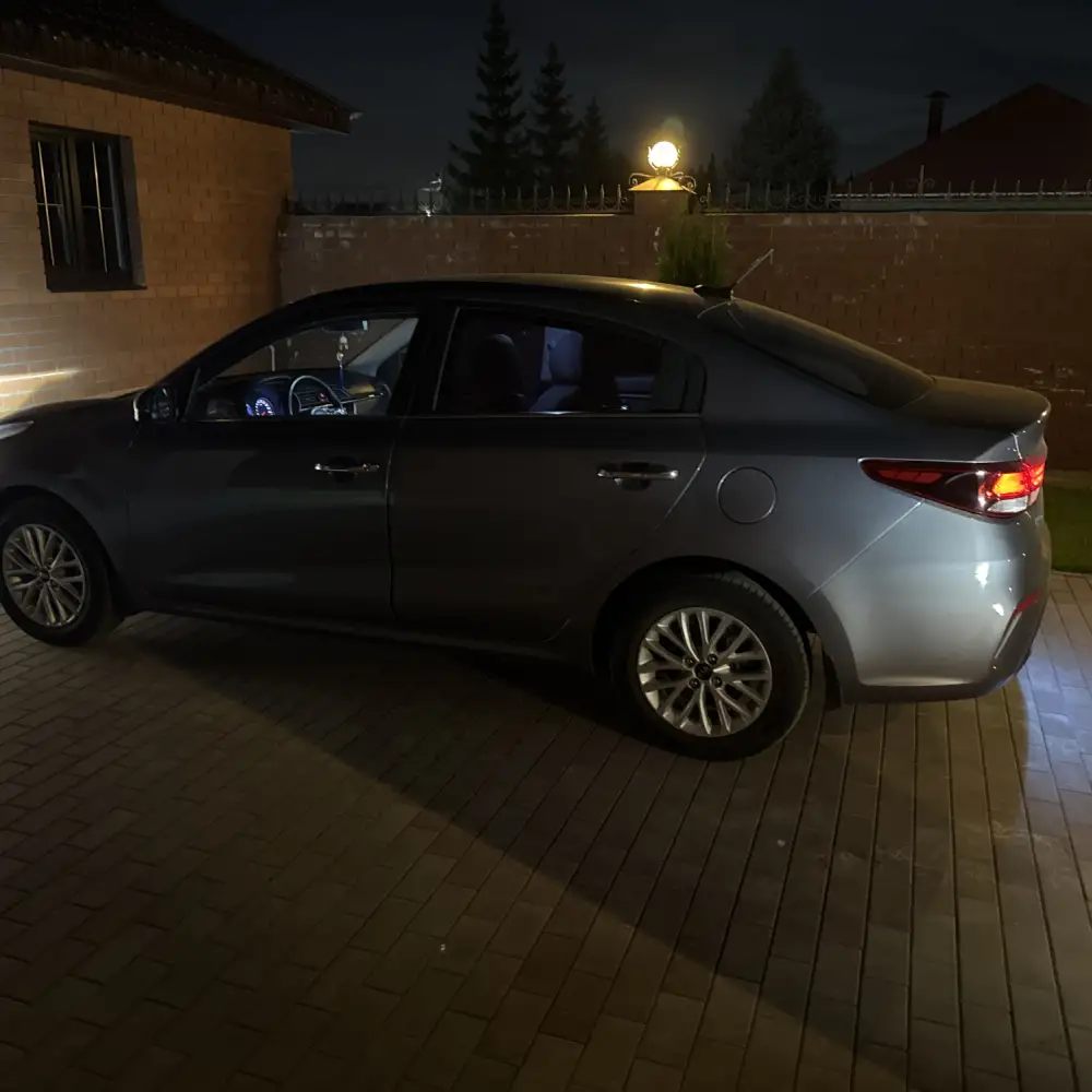 Kia Rio — фото 1 из 6