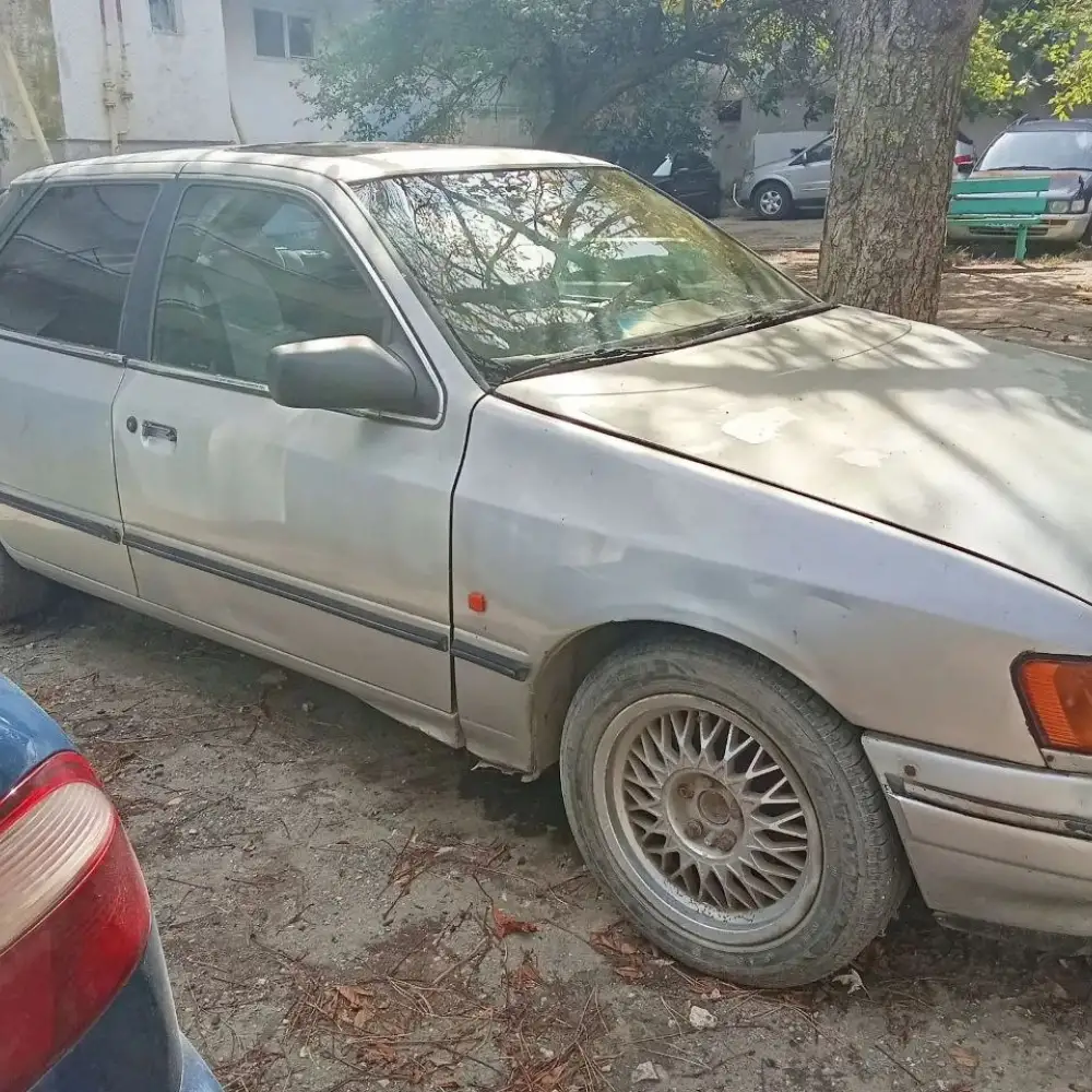 Ford Scorpio — фото 1 из 6