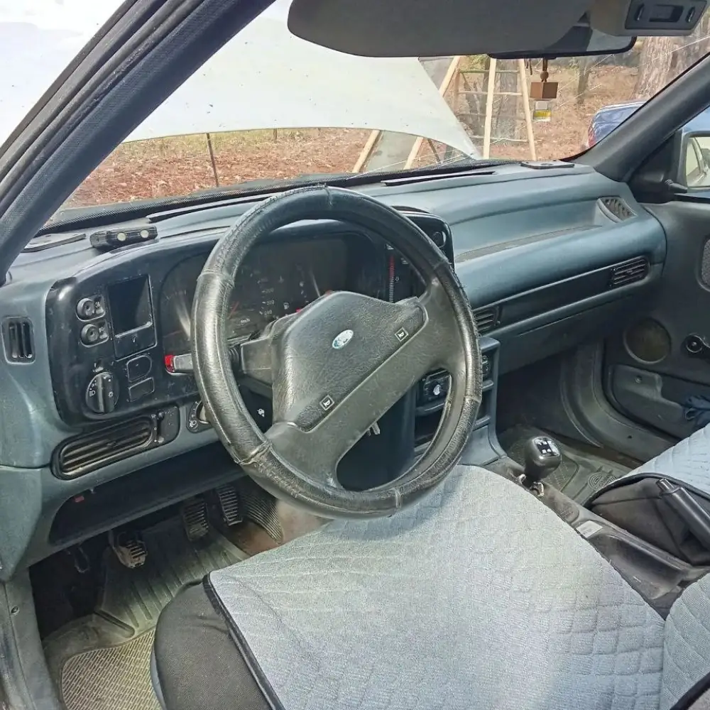 Ford Scorpio — фото 2 из 6
