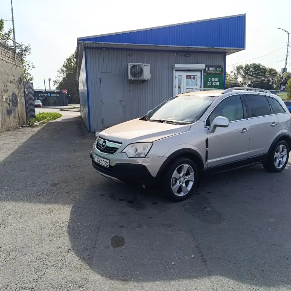 Opel Antara — фото 2 из 6
