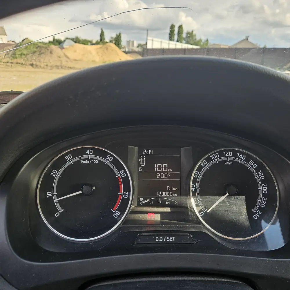 Skoda Rapid — фото 3 из 6