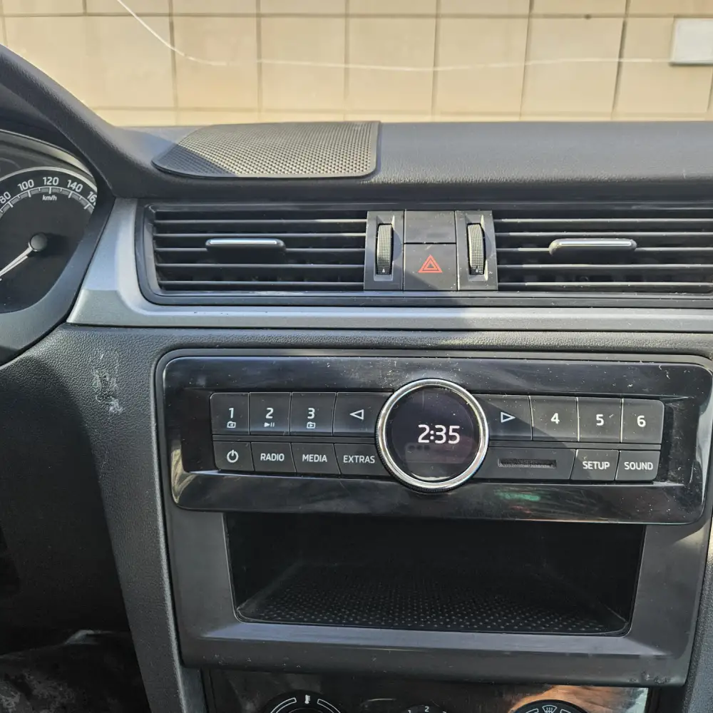 Skoda Rapid — фото 4 из 6