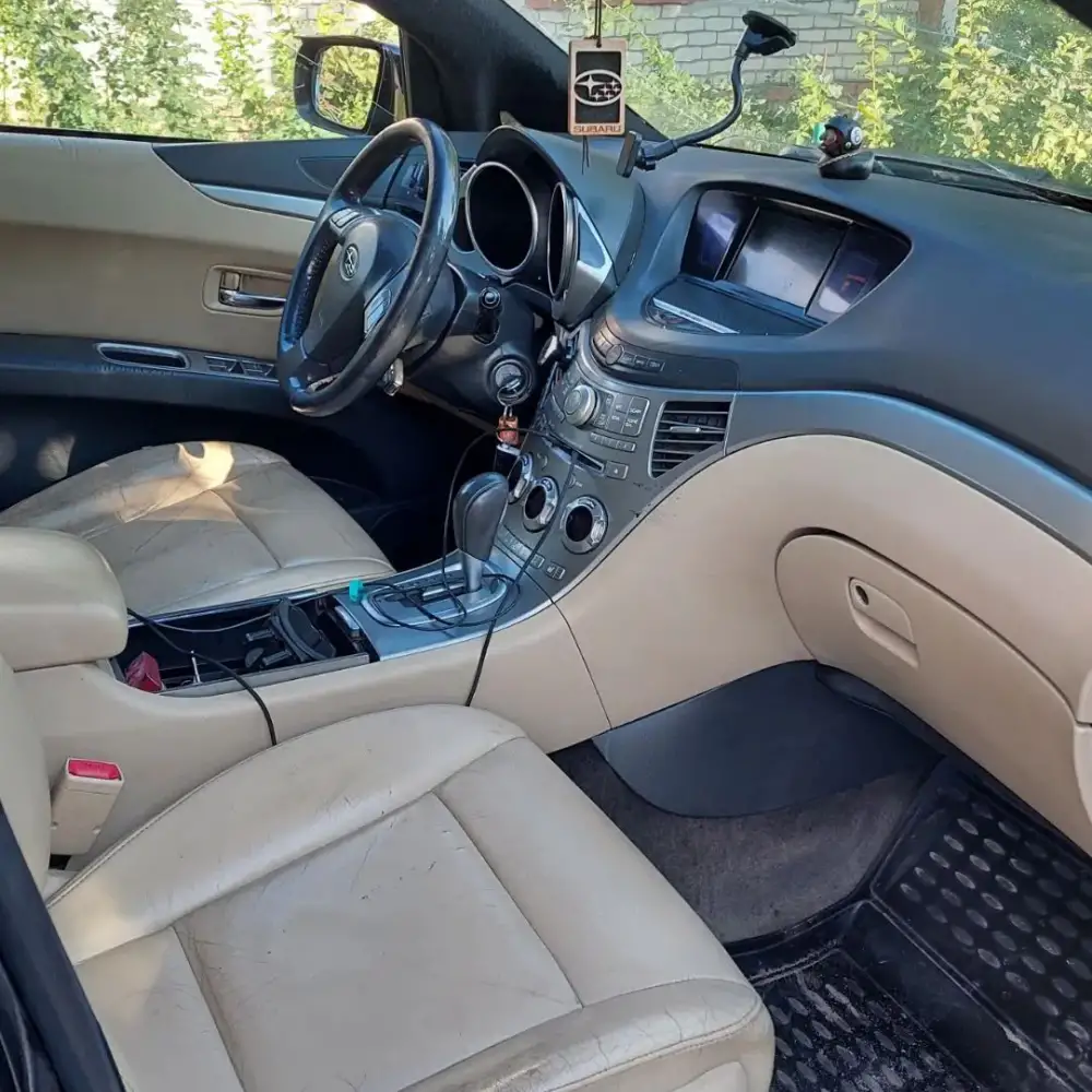 Subaru Tribeca — фото 6 из 6