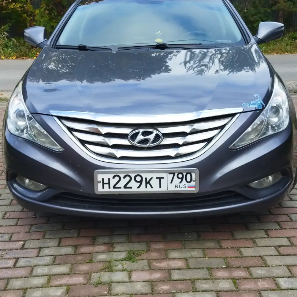 Hyundai Sonata — фото 1 из 5