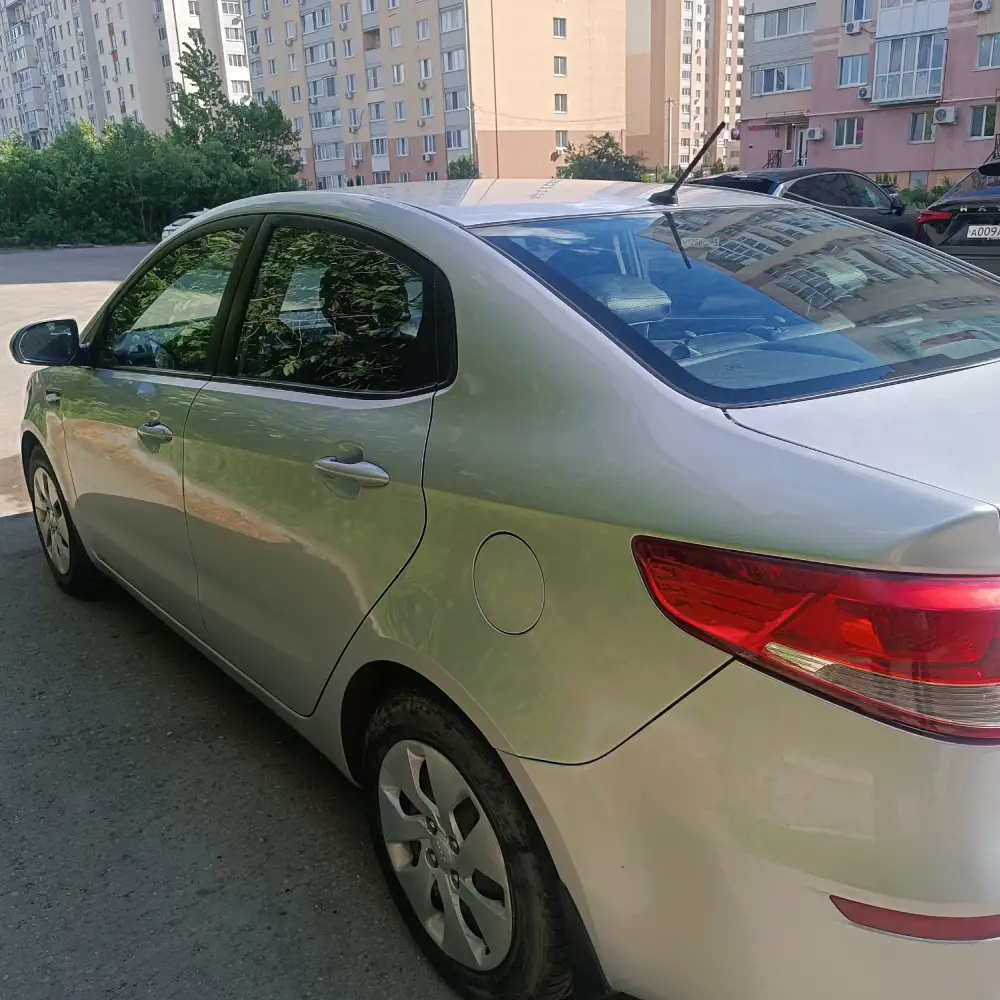 Kia Rio — фото 2 из 6