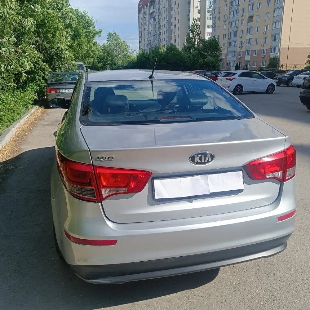 Kia Rio — фото 3 из 6