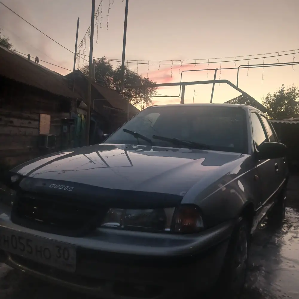Daewoo Nexia — фото 2 из 4
