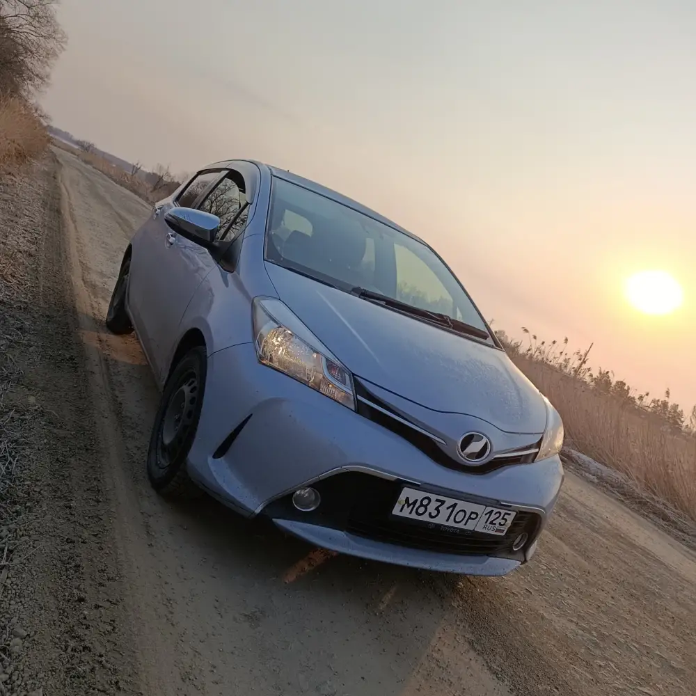 Toyota Vitz — фото 1 из 1