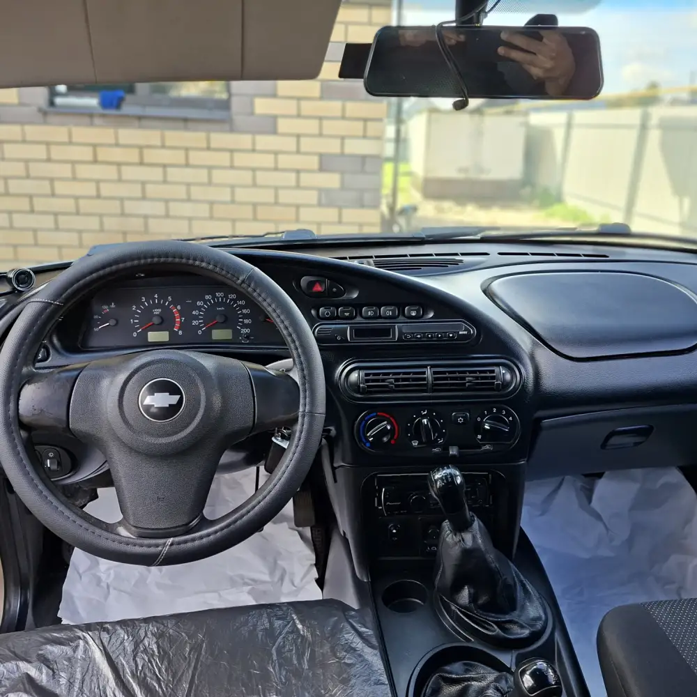 Chevrolet Niva — фото 1 из 6