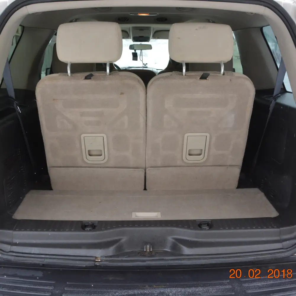 Ford Explorer — фото 1 из 6
