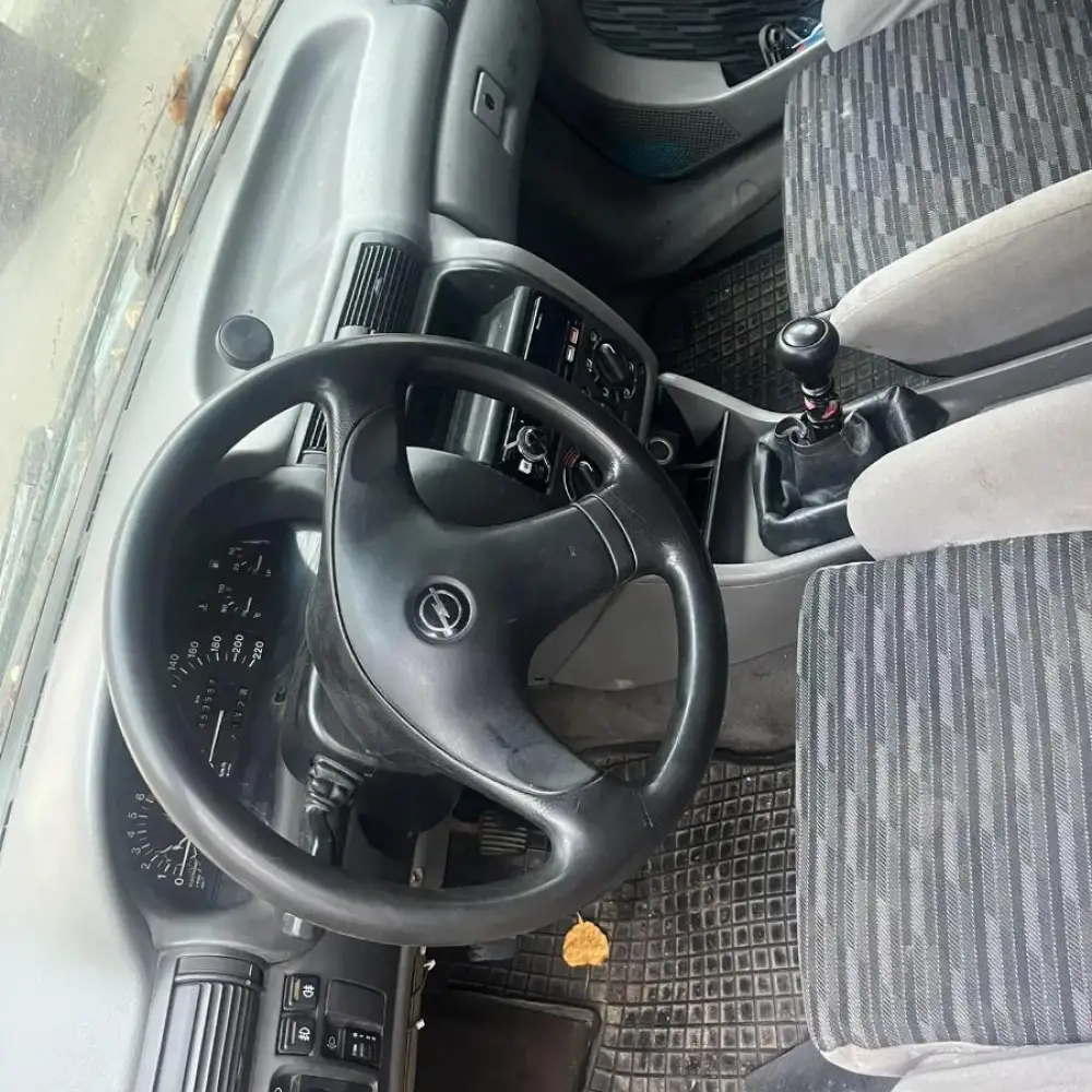 Opel Astra — фото 3 из 5