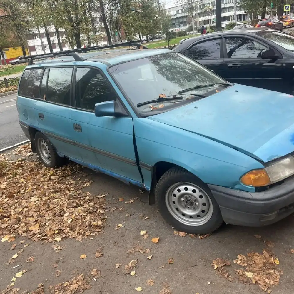 Opel Astra — фото 4 из 5