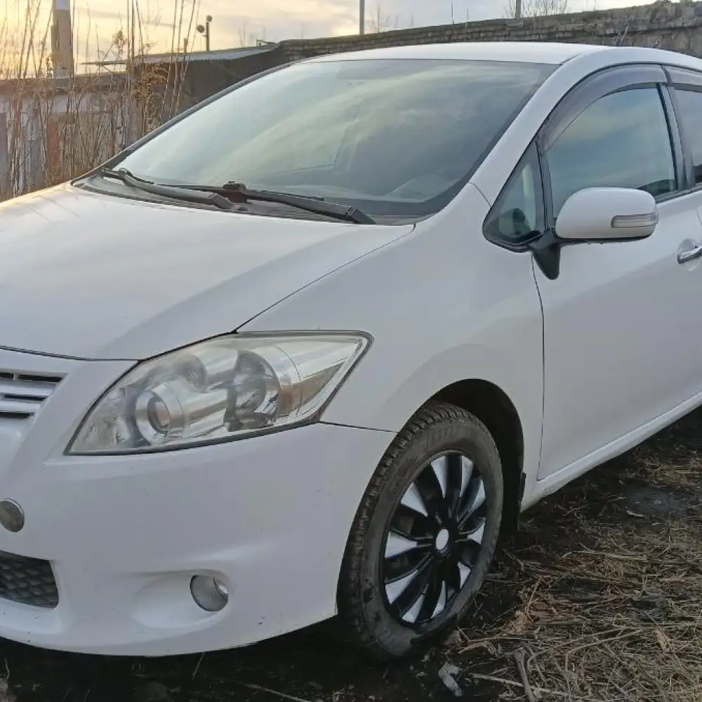 Toyota Auris — фото 3 из 6