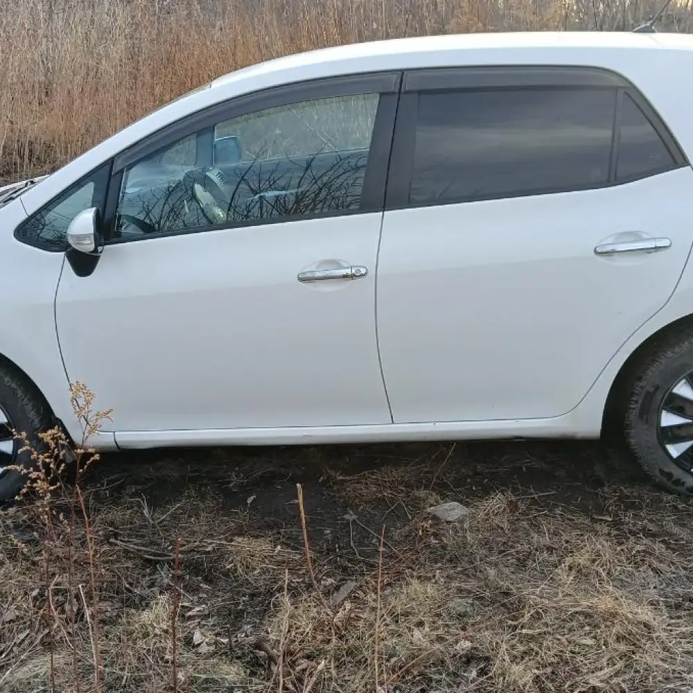 Toyota Auris — фото 4 из 6