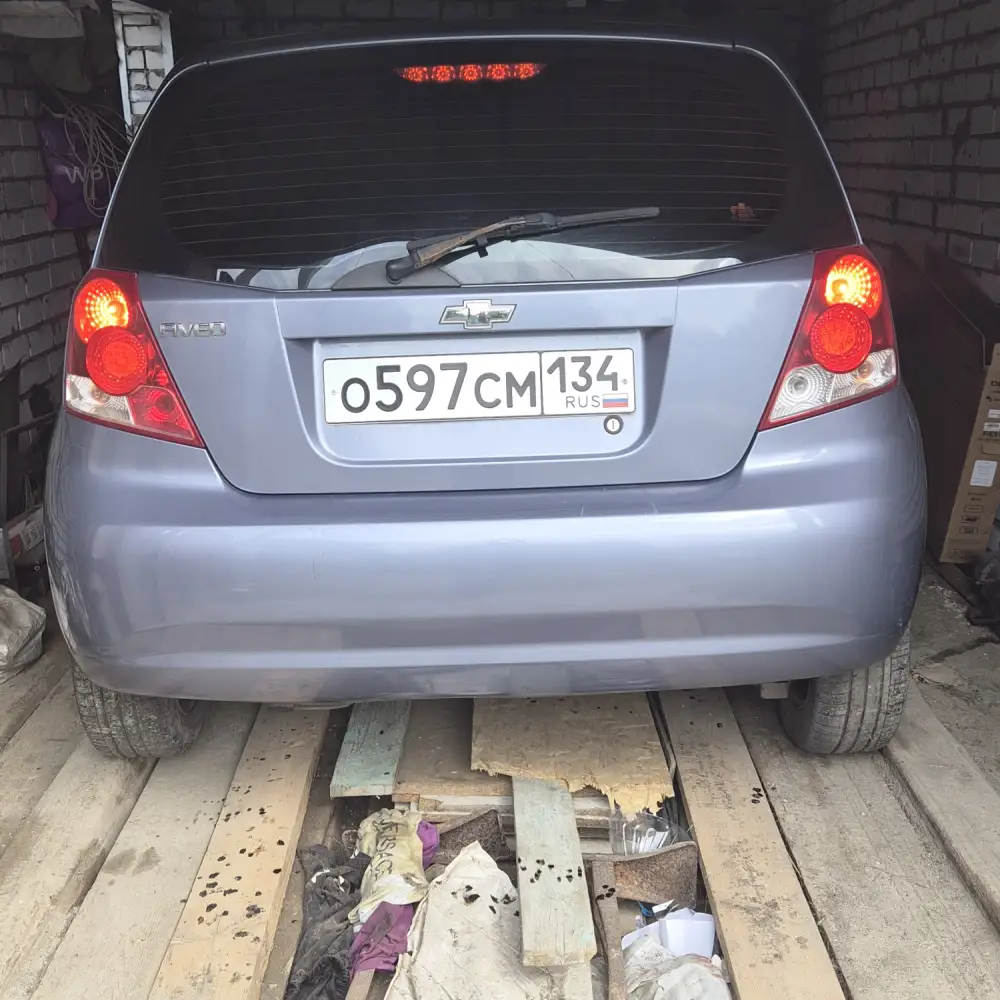 Chevrolet Aveo — фото 4 из 6