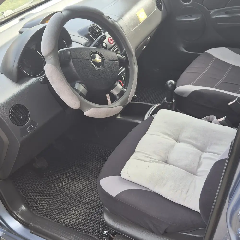 Chevrolet Aveo — фото 5 из 6