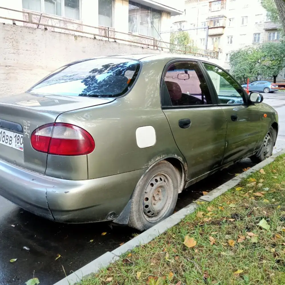 Daewoo Lanos — фото 3 из 6
