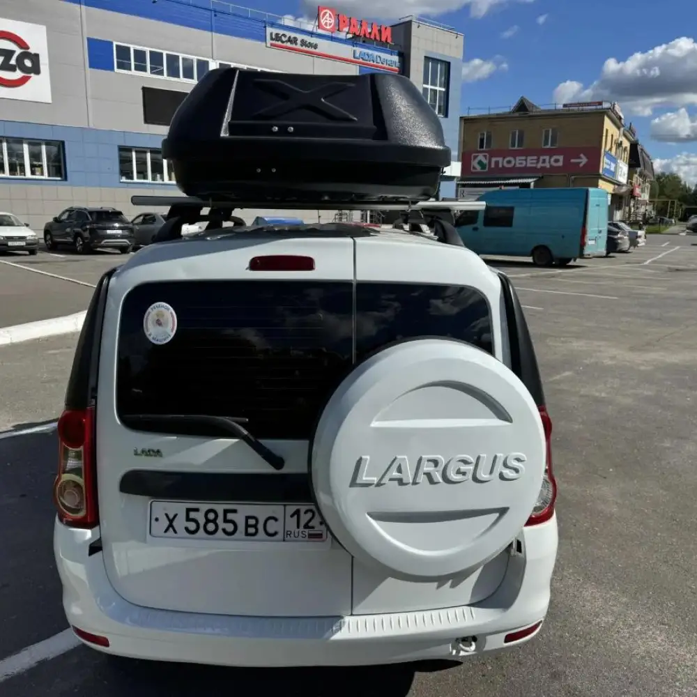 Lada Largus — фото 2 из 6