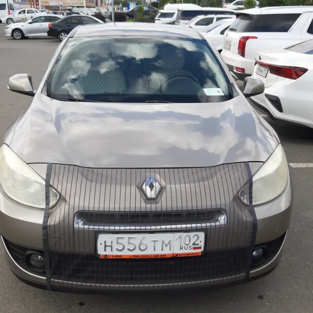 Renault Fluence — фото 1 из 6