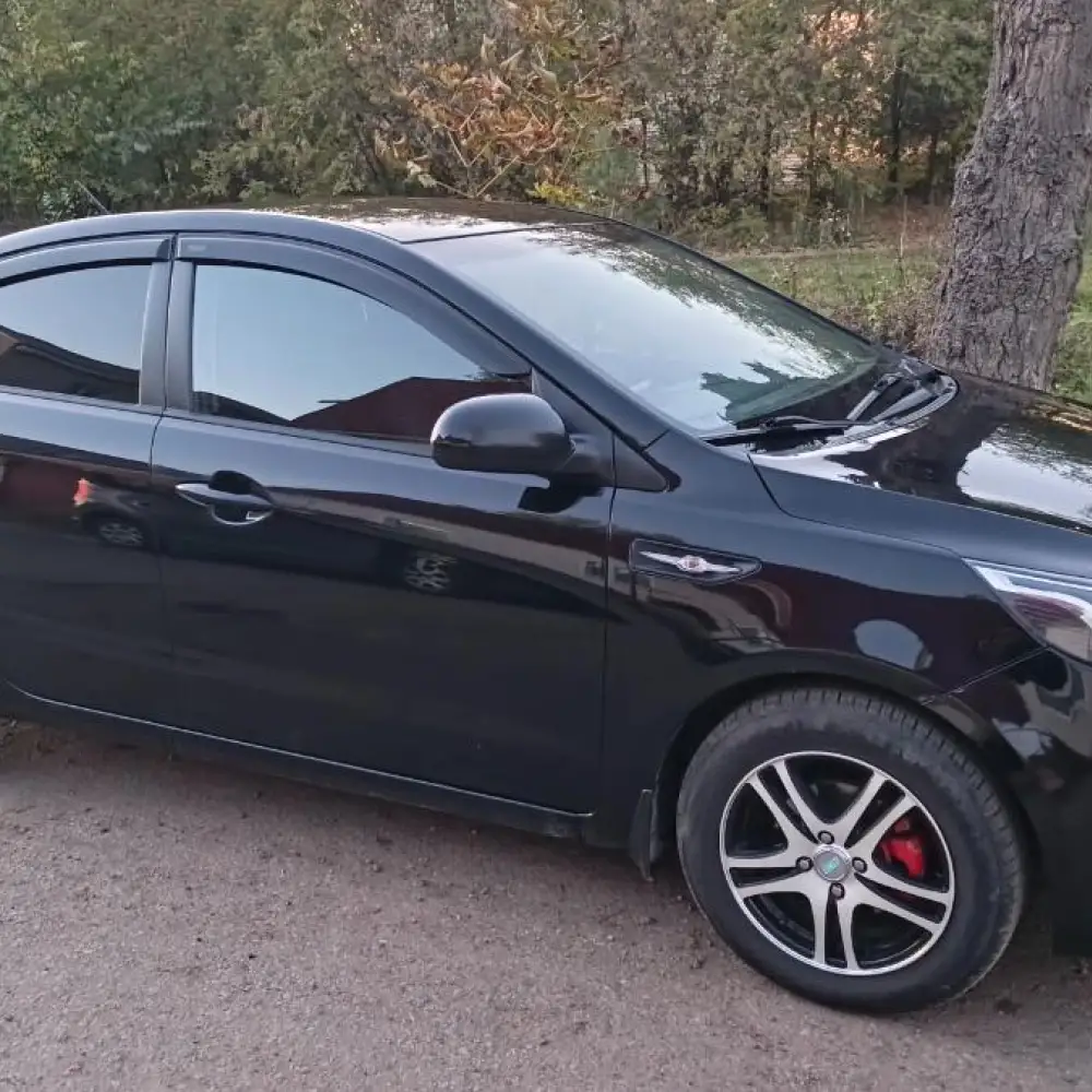 Kia Rio — фото 2 из 6