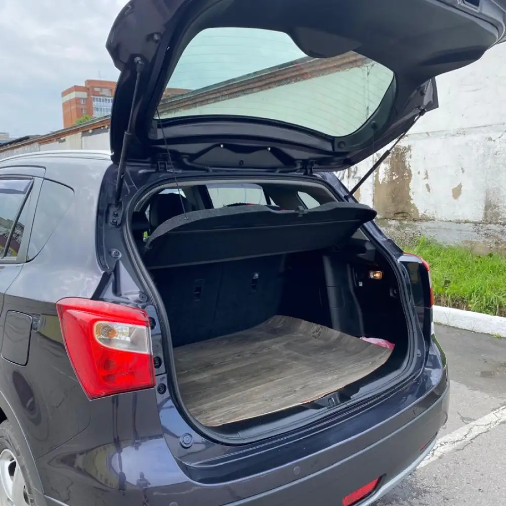 Suzuki SX4 — фото 5 из 6