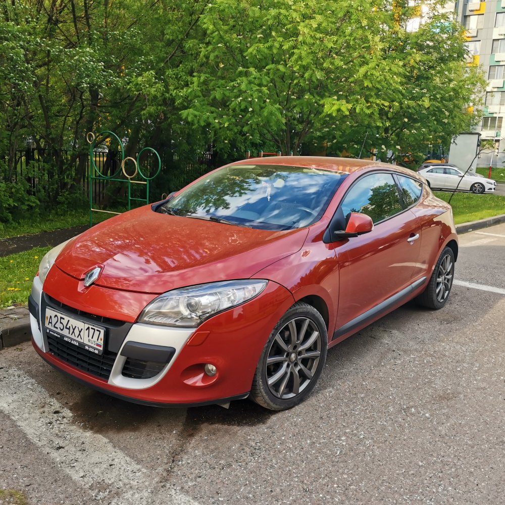 Renault Megane — фото 1 из 1