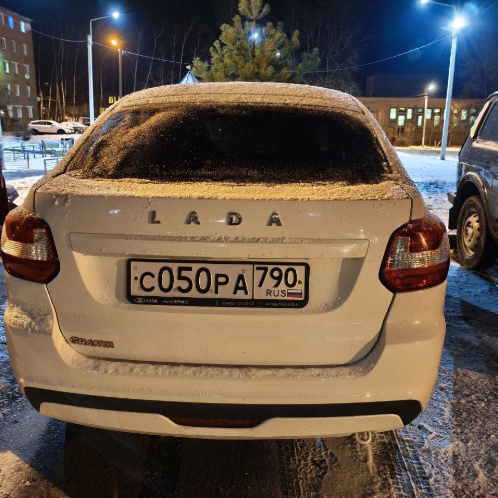 Lada Granta — фото 1 из 1