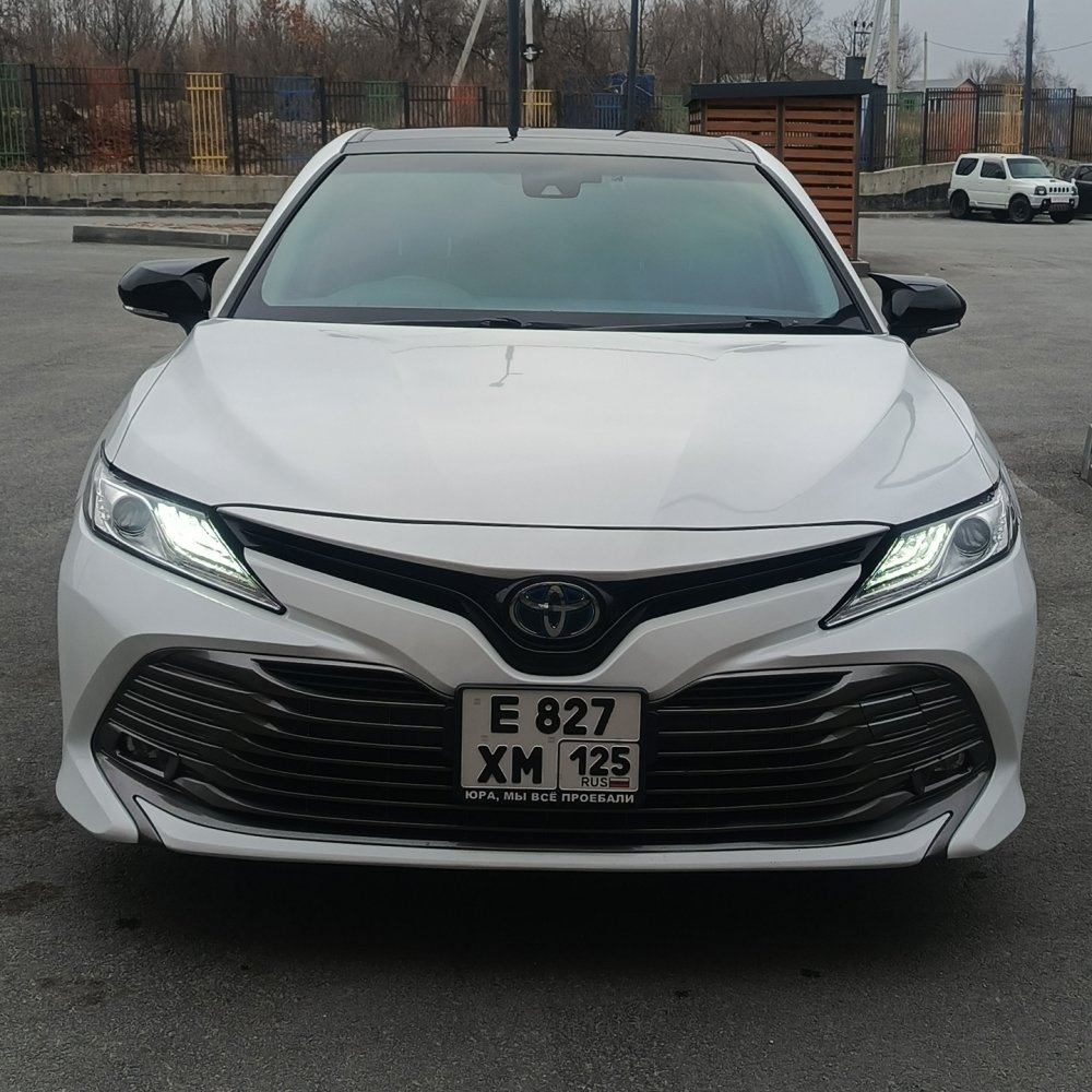 Toyota Camry — фото 1 из 1