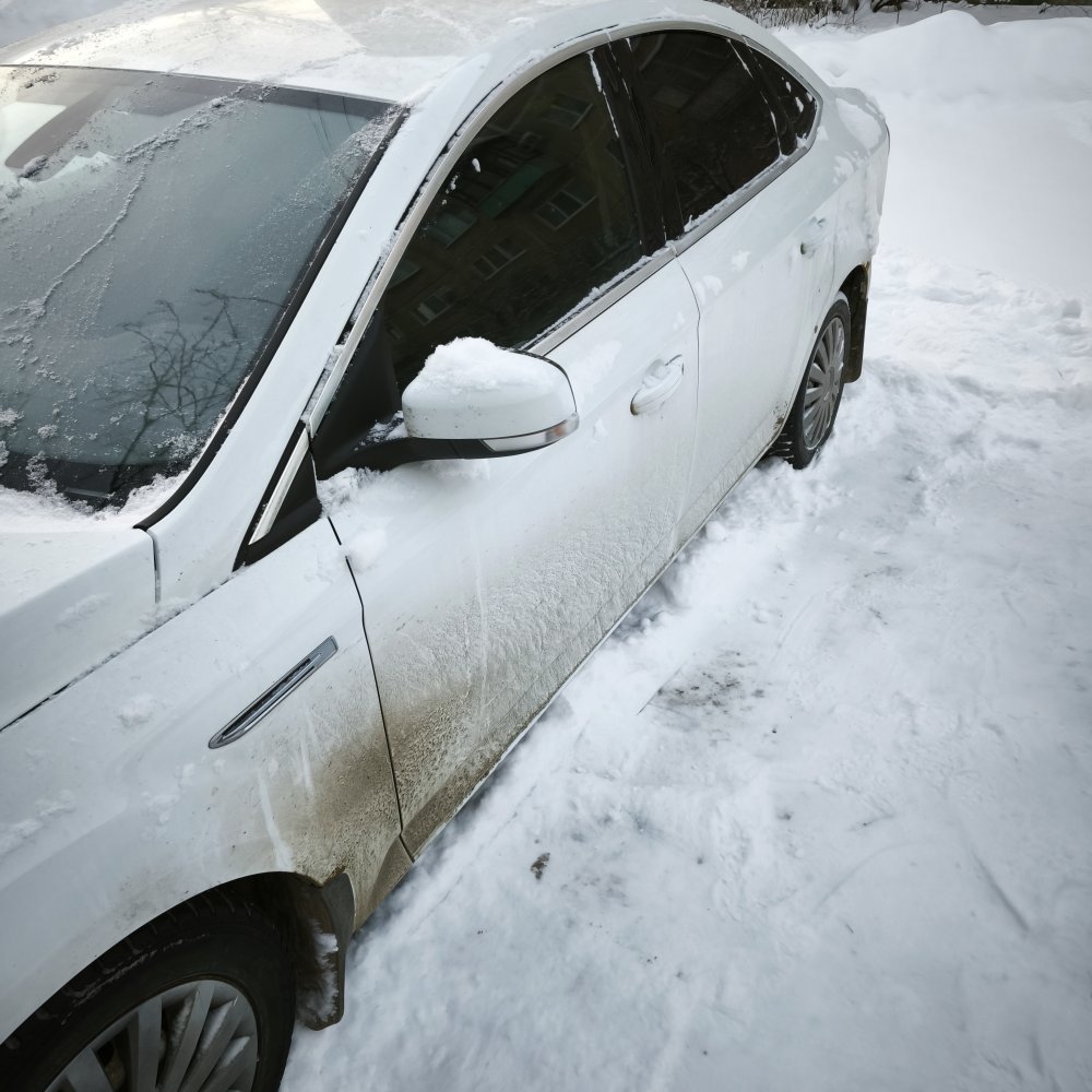 Ford Mondeo — фото 1 из 1