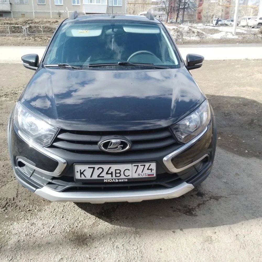 Lada Granta — фото 1 из 1