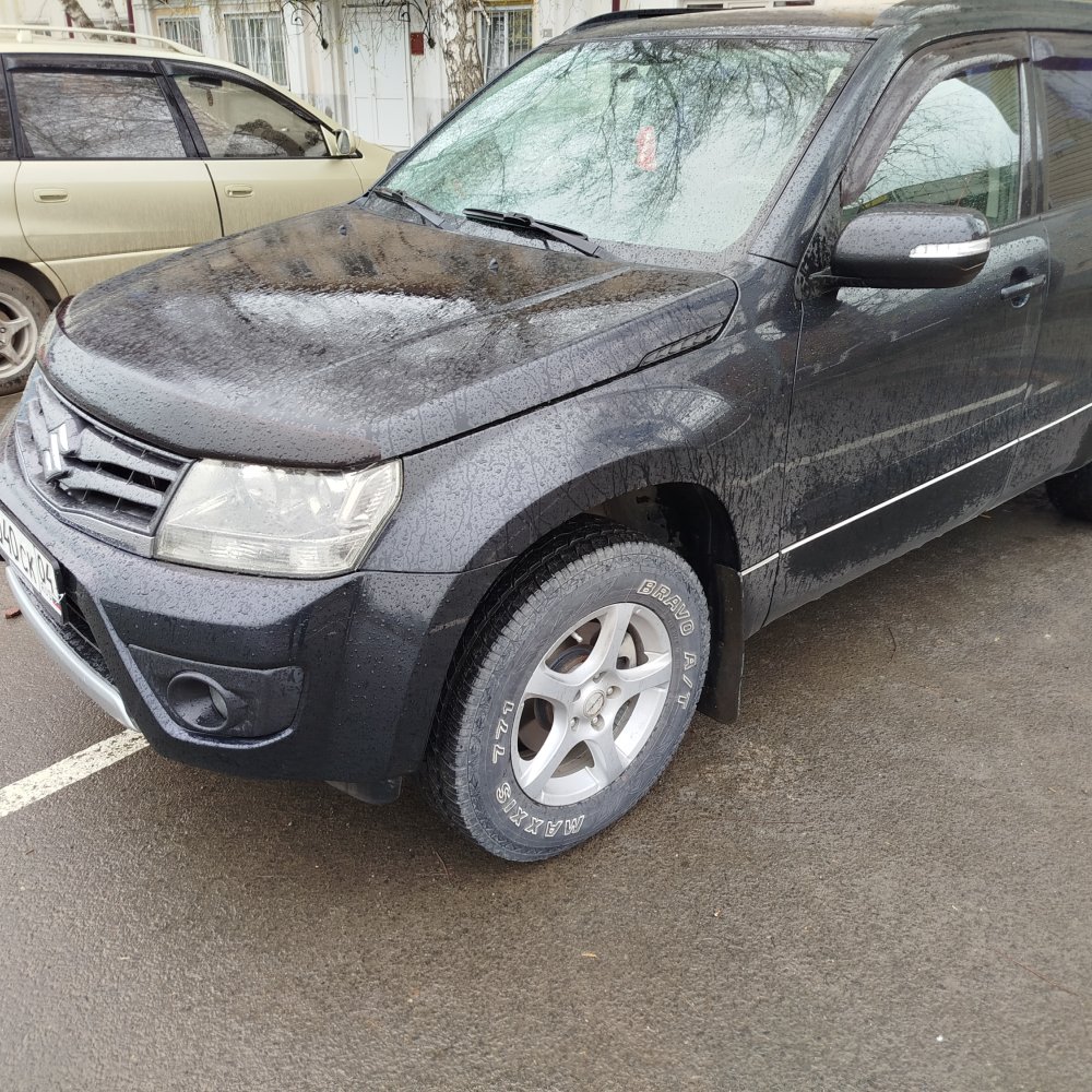 Suzuki Grand Vitara — фото 1 из 1